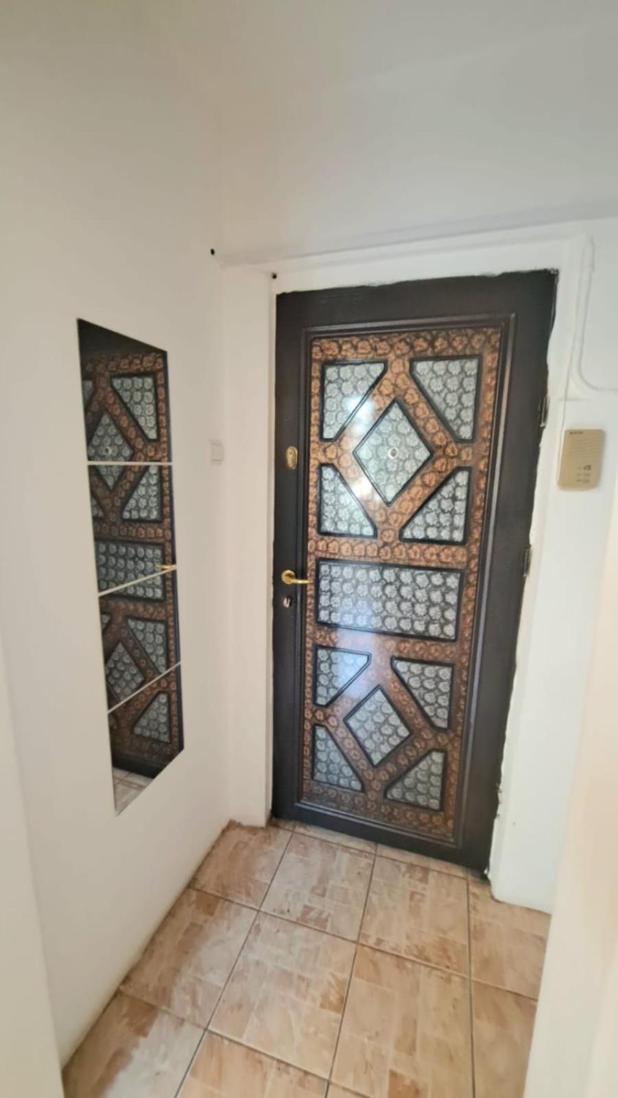 Inchiriez Garsoniera In Regim Hotelier Unirii Bucharest Exterior photo